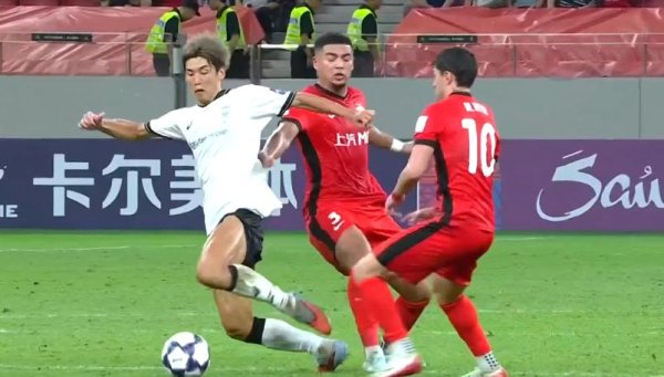 送钱宝 海港半场丢三球0-3神户胜利船 亚冠精英联赛5连败